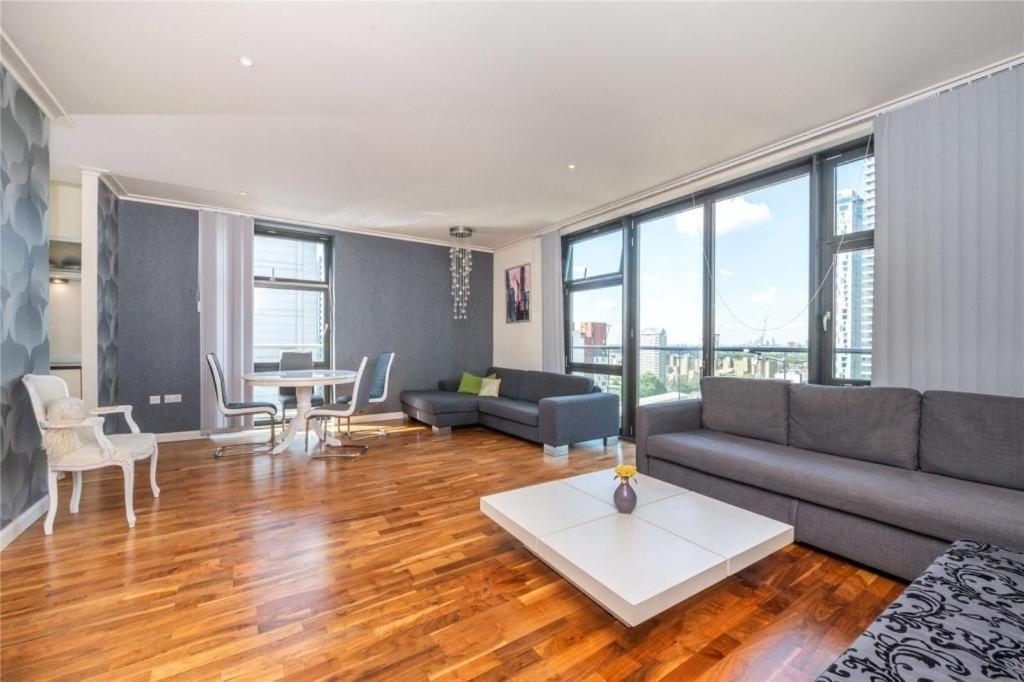 Penthouse Canary Wharf - Free Wifi Лондон Екстериор снимка